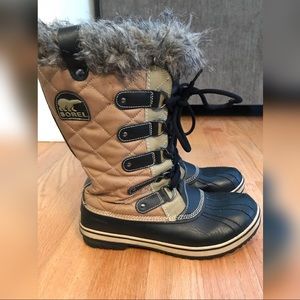 Sorel Joan of Arc Boots